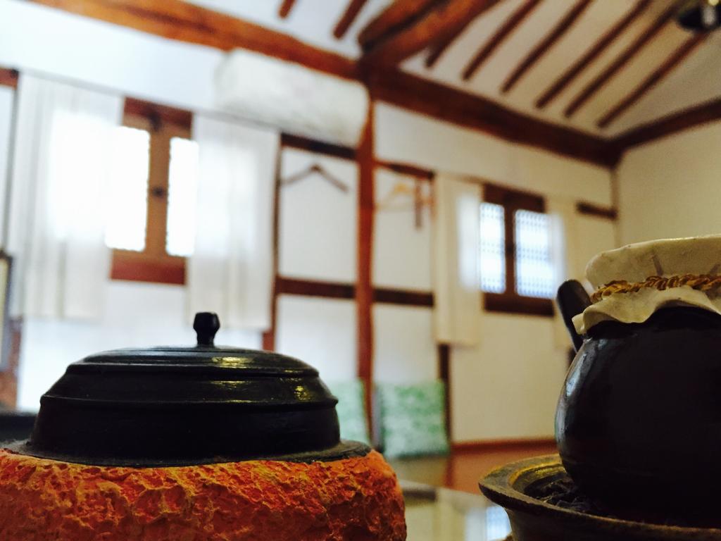 Inyeon Hanok Guesthouse Jeonju Exteriör bild