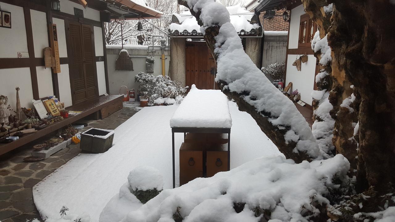 Inyeon Hanok Guesthouse Jeonju Exteriör bild