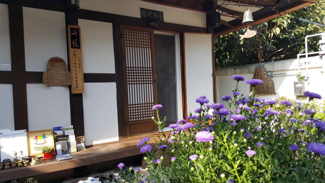 Inyeon Hanok Guesthouse Jeonju Exteriör bild