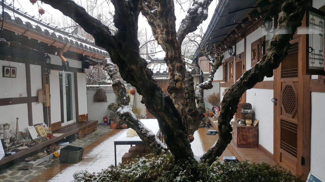 Inyeon Hanok Guesthouse Jeonju Exteriör bild