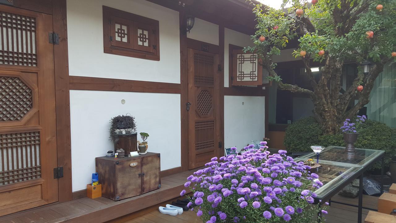 Inyeon Hanok Guesthouse Jeonju Exteriör bild