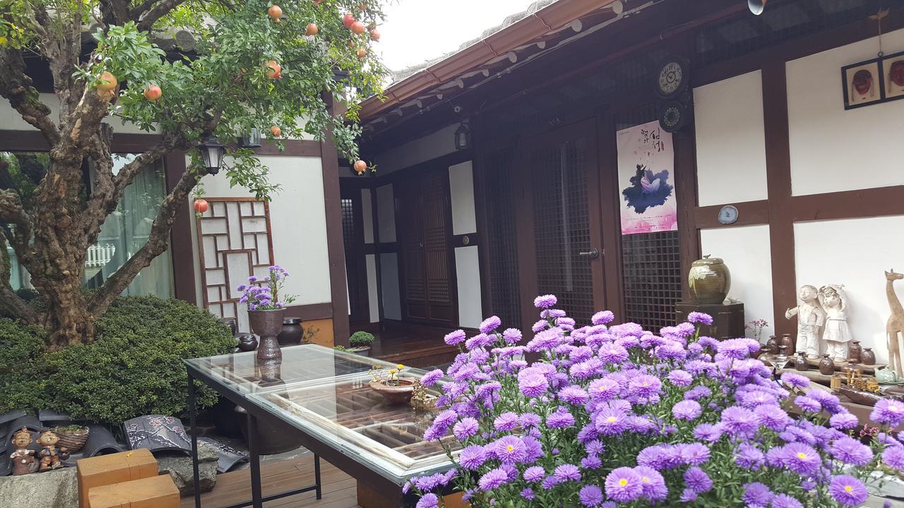 Inyeon Hanok Guesthouse Jeonju Exteriör bild